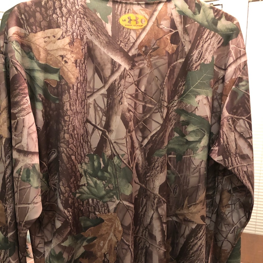 UA Men’s long sleeve shell realtree hardwoods